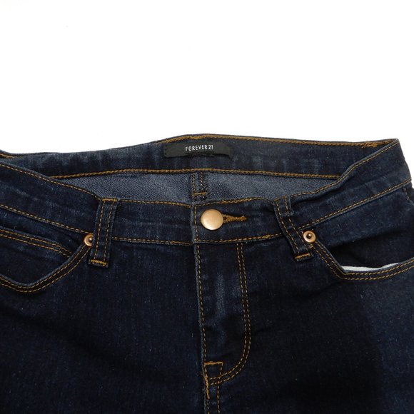 Forever 21 Medium Rise Jeans in size 26 - Picture 5 of 8